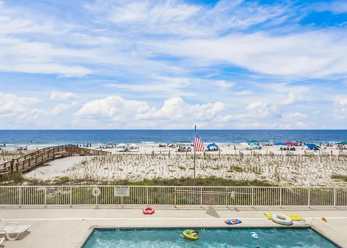 Tropical Winds 102 Gulf Shores