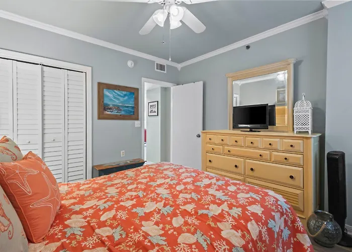 Tropical Winds 102 Holiday home *